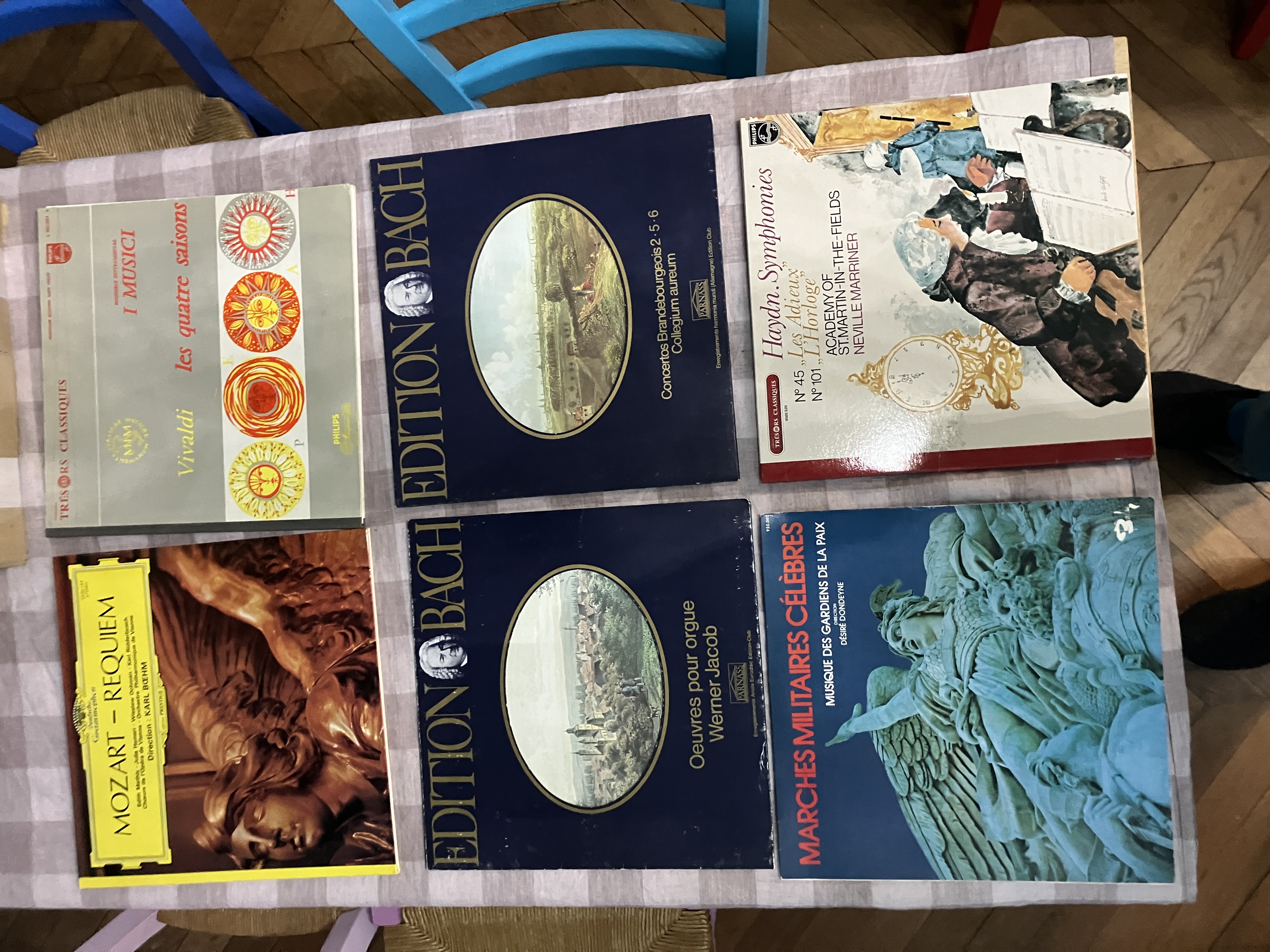 Vinyls AG dans Carton (2)